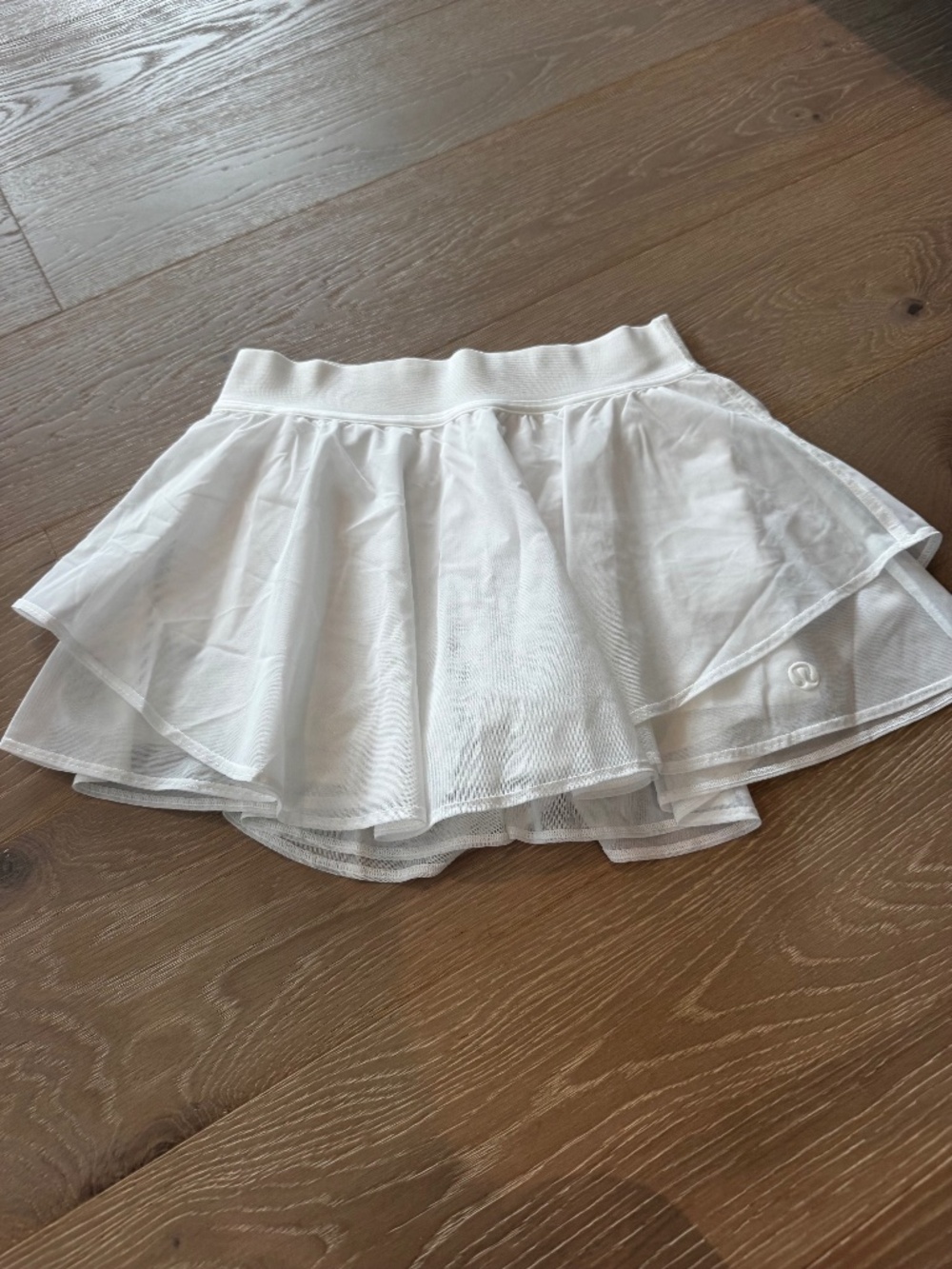 Lululemon Court Rival High-Rise Skirt *Mesh-White Size 6